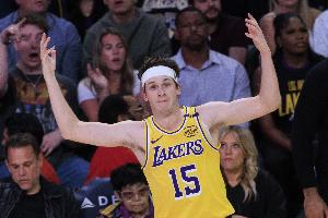 值得表扬！湖人半场罚球21中20 命中率高达95%