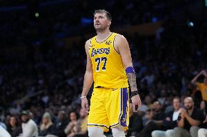 200分55板46助！东契奇赛季前5战砍200+25+25 NBA历史首人