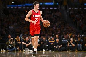 解说：谢泼德进攻没问题防守位置感不好 乌度卡执教“大师”化