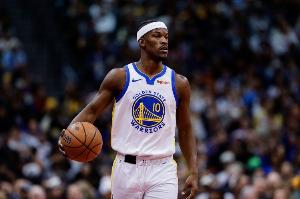 巴特勒：当库里不在场上时 我们必须把强度提升好几个档次