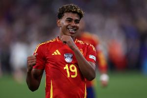 科贝：巴萨不理解西足协所表达的不满，亚马尔本人也认为该休息