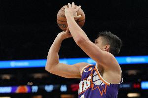 格雷森·阿伦：杰伦·格林整场都鼓励我 一直说冲击40分冲击50分