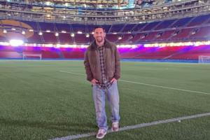 记者：梅西未考虑以球员身份回归巴萨 若回归将是办公和体育领域