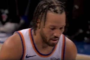 别赔了夫人又折兵！尼克斯大势已去 布伦森突破崴脚好在无碍