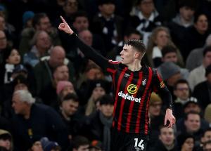 逆袭！从第八级别到国家队 斯科特：当时不确定能否成为职业球员