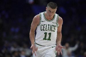 球员们鼓励自己的小偏方！普理查德相信短发能让他速率更快！