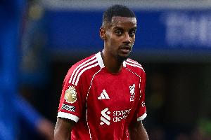 安迪·科尔：我理解伊萨克离开纽卡，但他需要在利物浦埋头苦干