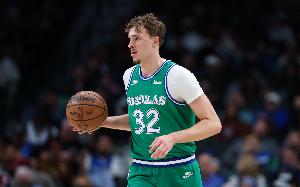 弗拉格：打控卫压力很大我已尽全力 其他人缓解进攻负担效果更好