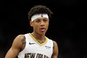 杜马斯：球队轮换由教练决定 不会干预要求增加新秀的出场时间